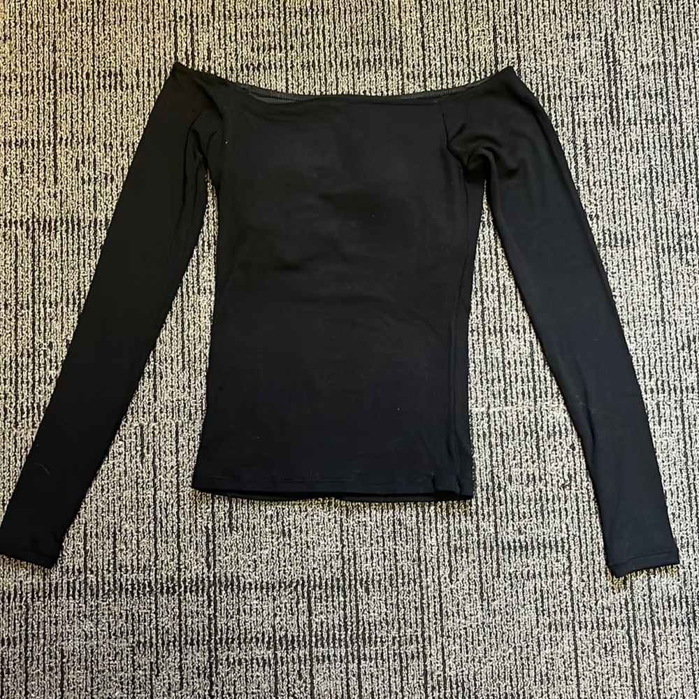 Padded off the shoulder long sleeve top